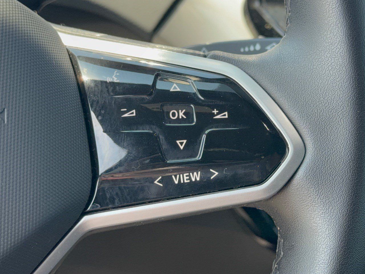 Certified 2023 Volkswagen ID.4 Pro S RWD image 19