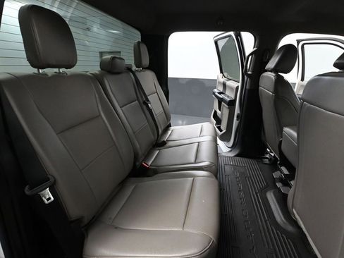 Used 2021 Ford F250 XL w/ Power Equipment Group image 40