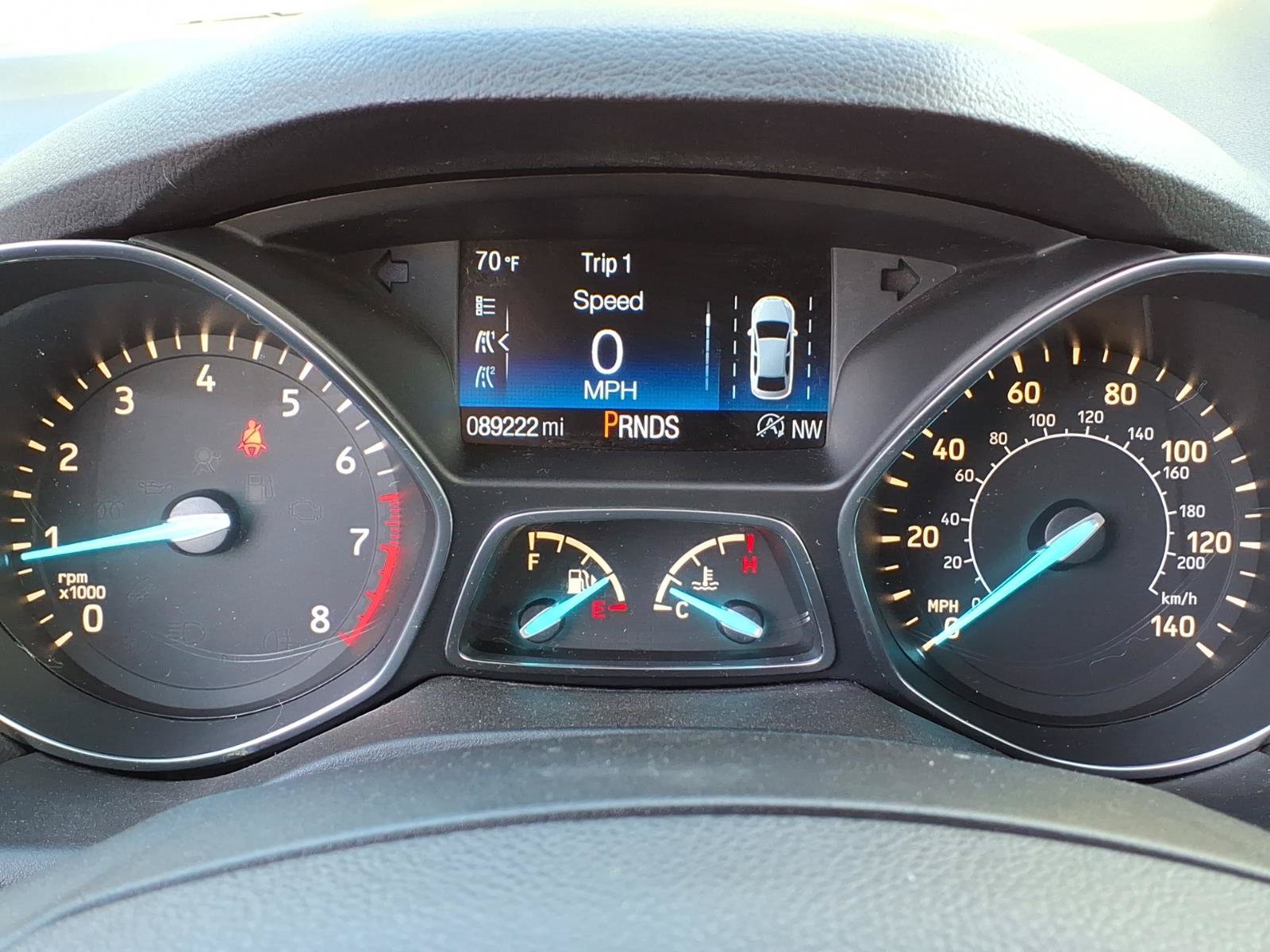 Used 2017 Ford Escape Titanium w/ Equipment Group 301A AWD/4WD image 29