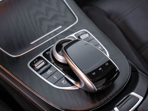 Used 2018 Mercedes-Benz E 43 AMG 4MATIC Sedan image 27