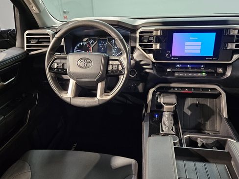 Used 2022 Toyota Tundra SR5 image 9