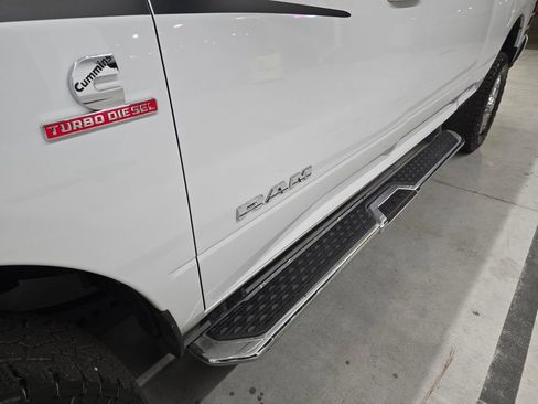 Used 2024 RAM 2500 Laramie image 12
