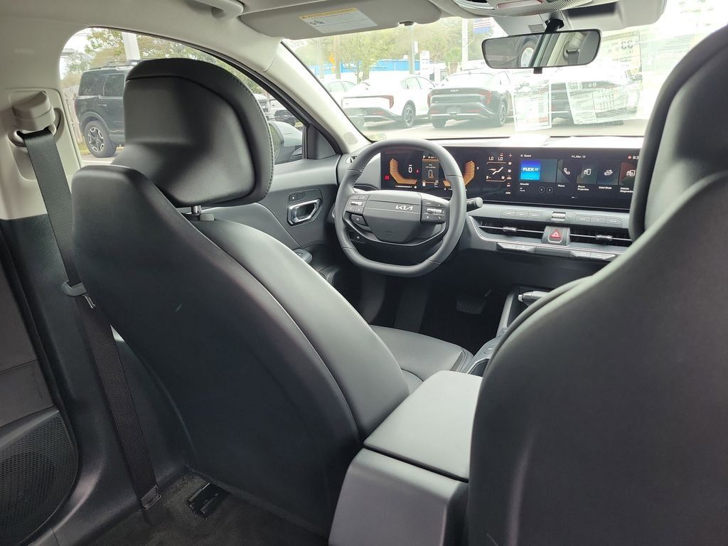 New 2026 Kia K4 EX FWD image 13
