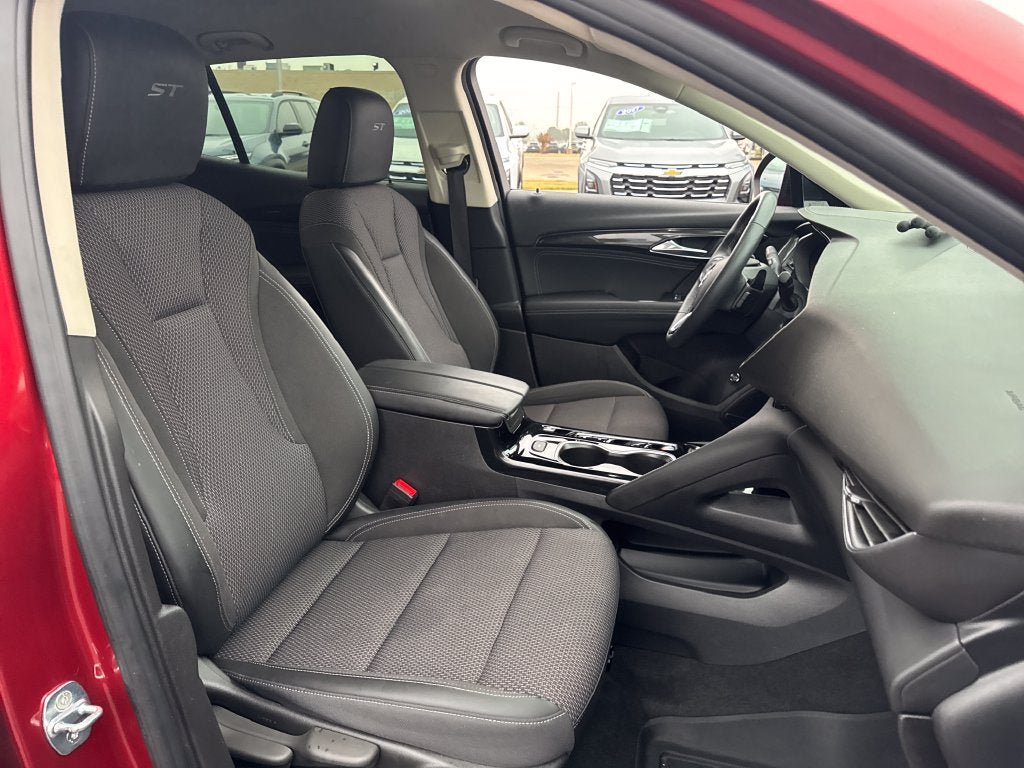 Used 2023 Buick Envision Preferred w/ Sport Touring Package AWD/4WD image 11