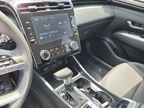 Used 2022 Hyundai Tucson SEL FWD image 22