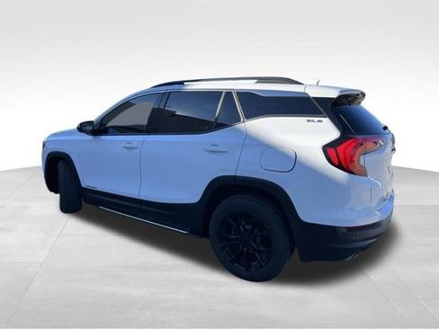 Used 2020 GMC Terrain SLE w/ GMC Pro Grade Package image 4