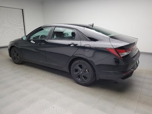 Used 2023 Hyundai Elantra SEL FWD image 3