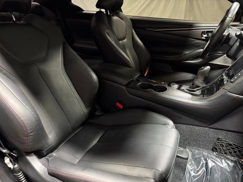 Used 2022 INFINITI Q60 Red Sport 400 w/ Carbon Fiber Package image 9