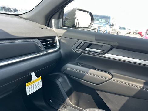 New 2026 GMC Terrain Elevation w/ Elevation Premium Package AWD/4WD image 27