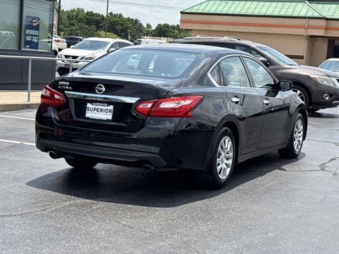 Used 2017 Nissan Altima 2.5 S w/ Power Driver Seat Package FWD image 3