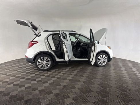 Used 2019 Buick Encore Preferred image 18