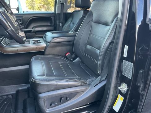 Used 2018 GMC Sierra 3500 Denali w/ Duramax Plus Package image 20