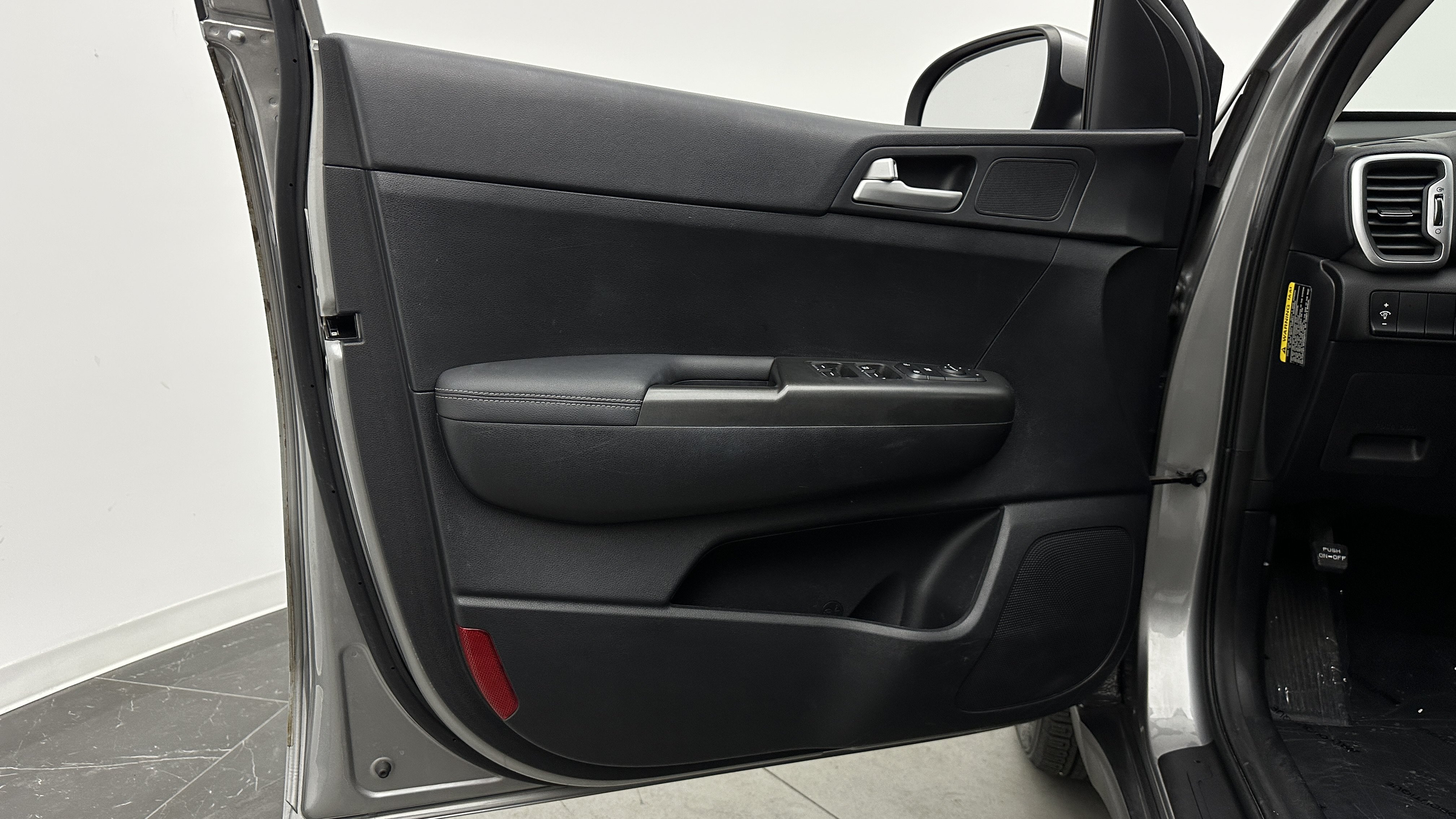 Used 2019 Kia Sportage LX FWD image 10