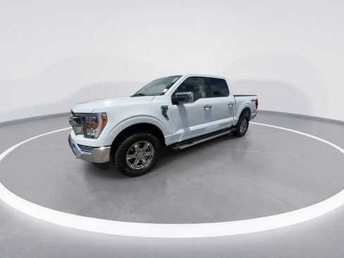 Used 2023 Ford F150 Lariat AWD/4WD image 4