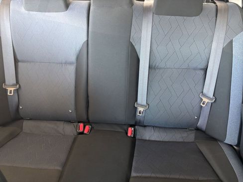 Used 2025 Nissan Versa SV image 38