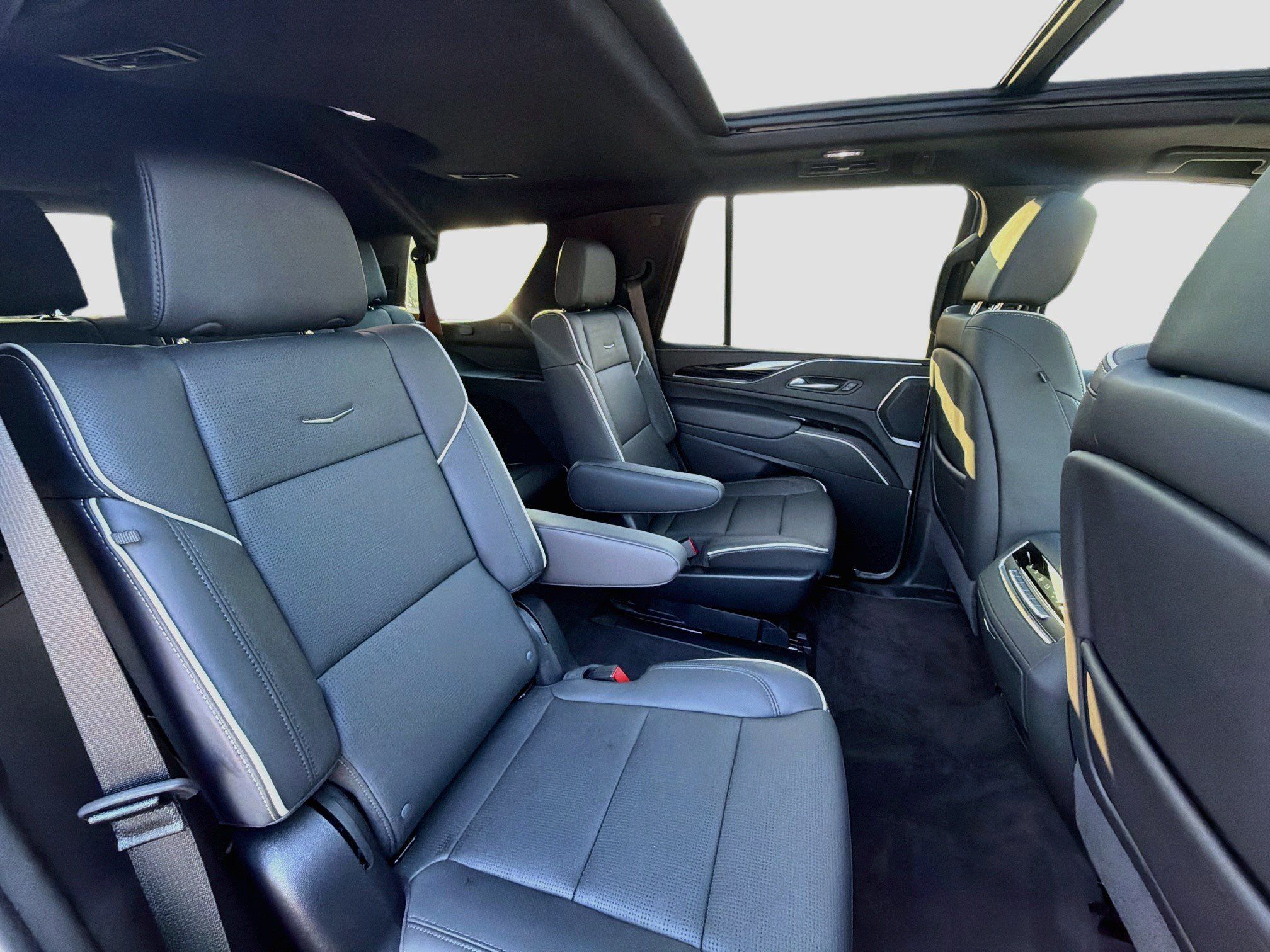 Certified 2024 Cadillac Escalade Sport w/ Touring Package AWD/4WD image 29