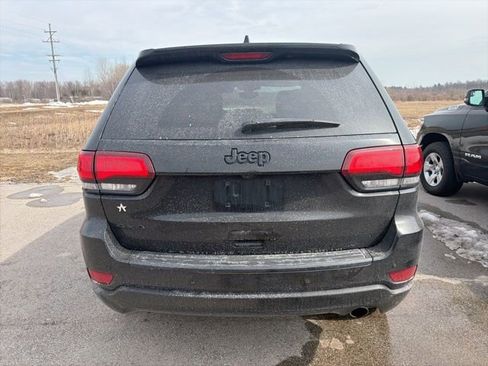 Used 2020 Jeep Grand Cherokee Altitude image 9