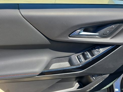 Used 2026 Chevrolet Equinox RS w/ LPO, Floor Liner Package FWD image 18