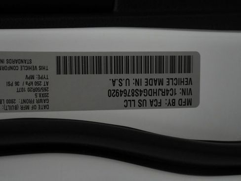 New 2025 Jeep Grand Cherokee Overland image 41