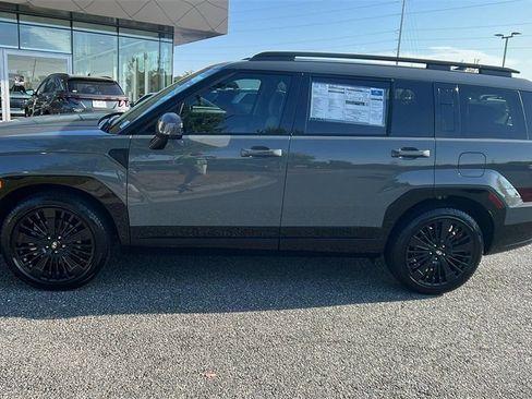 Used 2026 Hyundai Santa Fe Calligraphy FWD image 4