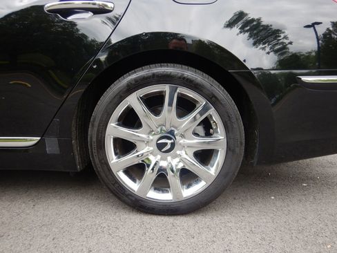 Used 2012 Hyundai Equus Signature RWD image 29