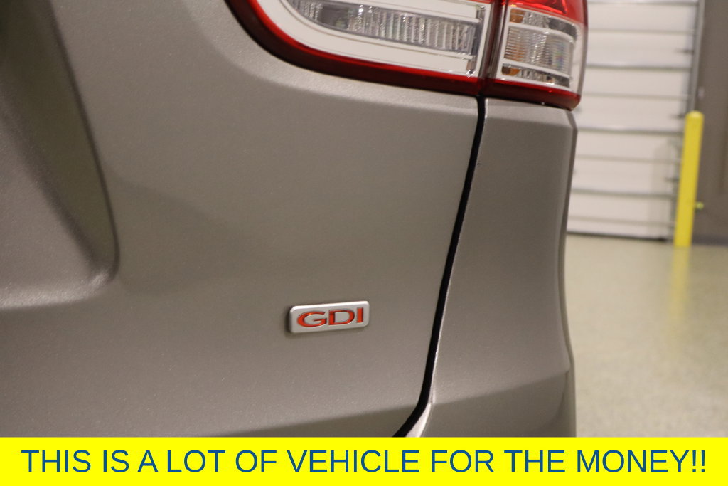 Used 2017 Kia Sorento FWD image 15