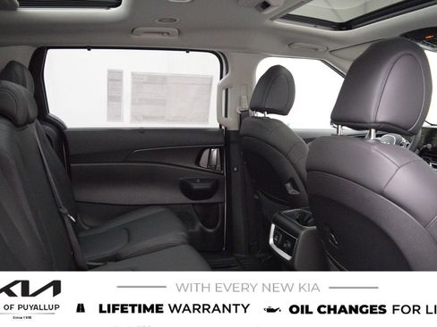 New 2026 Kia Carnival SX image 14