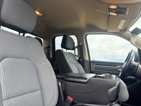 Used 2020 RAM 1500 Big Horn RWD image 30