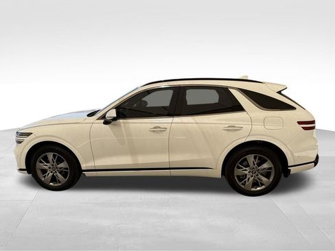 Used 2022 Genesis GV70 3.5T Sport w/ Sport Advanced Package AWD/4WD image 8