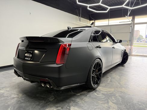 Used 2017 Cadillac CTS V w/ Carbon Fiber Package RWD image 7