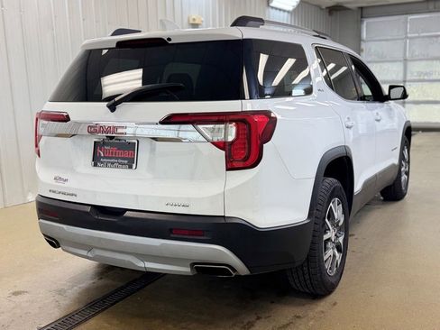 Used 2023 GMC Acadia SLT AWD/4WD image 5
