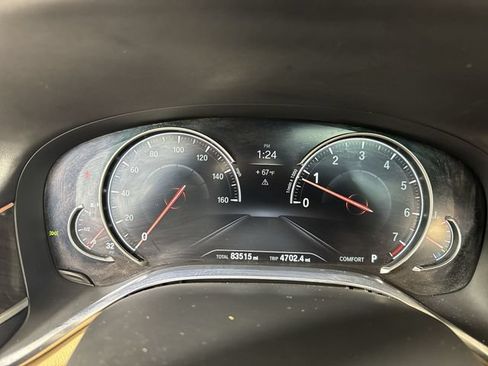 Used 2016 BMW 750i xDrive AWD/4WD image 17