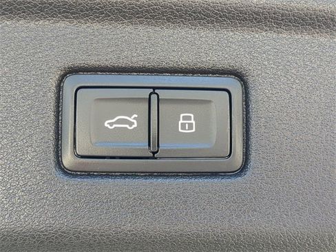 Used 2022 Audi A5 2.0T Premium Plus w/ Premium Plus image 10