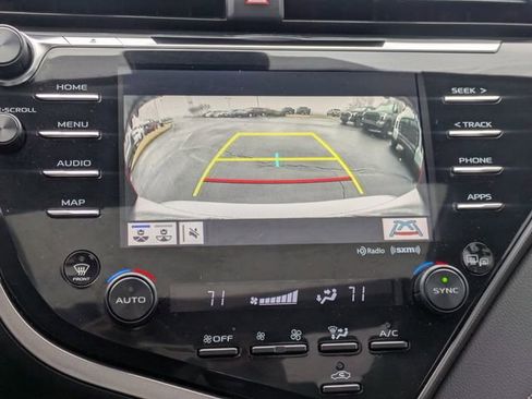 Used 2019 Toyota Camry XSE image 22