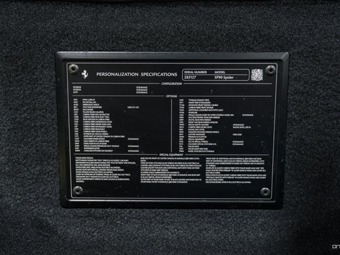 Used 2022 Ferrari SF90 Spider image 12