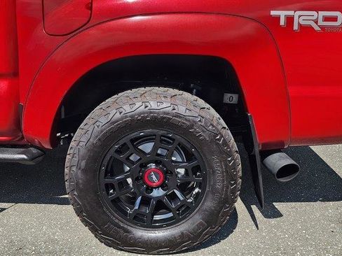 Used 2015 Toyota Tacoma PreRunner w/ TRD Sport Package RWD image 13