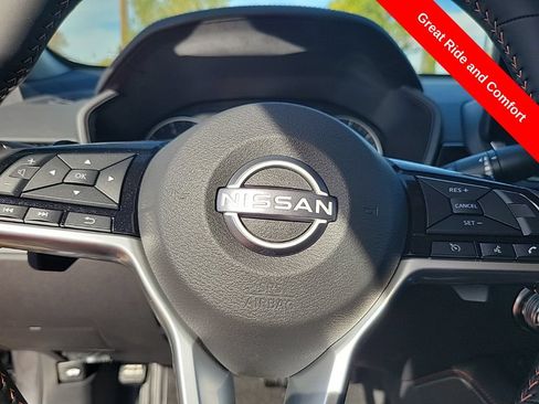New 2025 Nissan Altima 2.5 SR w/ SR Premium Package FWD image 23