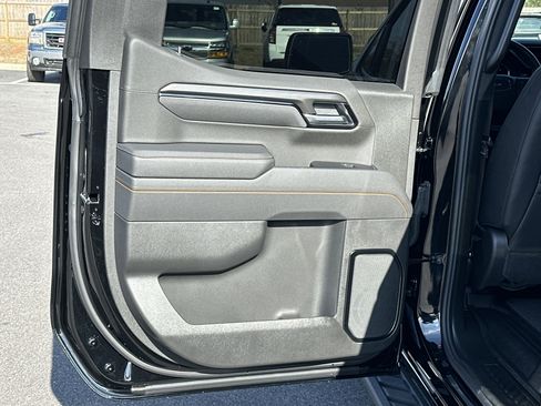 Used 2025 GMC Sierra 1500 AT4 w/ AT4 Premium Package image 23