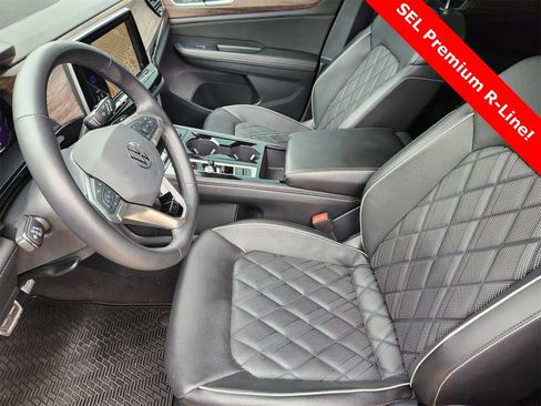 Used 2025 Volkswagen Atlas SEL Premium R-Line image 15