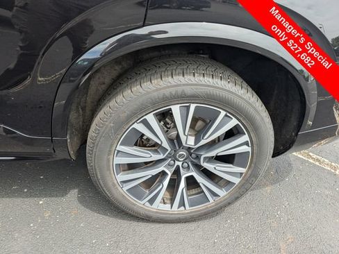 Used 2021 Volvo XC90 T6 Momentum w/ Climate Package AWD/4WD image 24