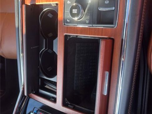 Certified 2021 Lincoln Navigator Reserve w/ Luxury Package image 18