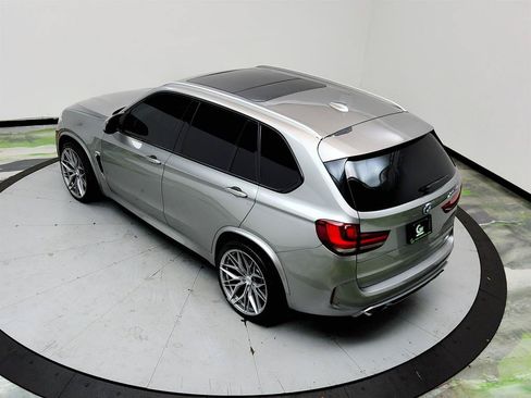 Used 2017 BMW X5 M AWD/4WD image 36