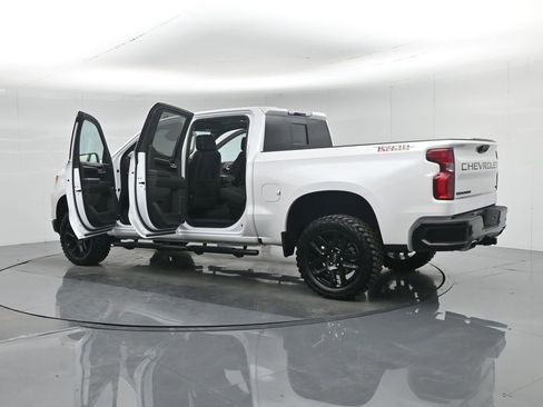Used 2024 Chevrolet Silverado 1500 LT Trail Boss w/ LT Trail Boss Premium Package image 38
