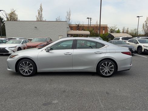 Used 2019 Lexus ES 350 w/ Premium Package image 6