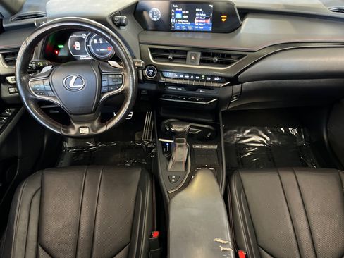 Used 2019 Lexus UX 250h F Sport w/ F Sport Premium Package AWD/4WD image 16