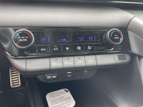 New 2026 Hyundai Elantra Sport image 35