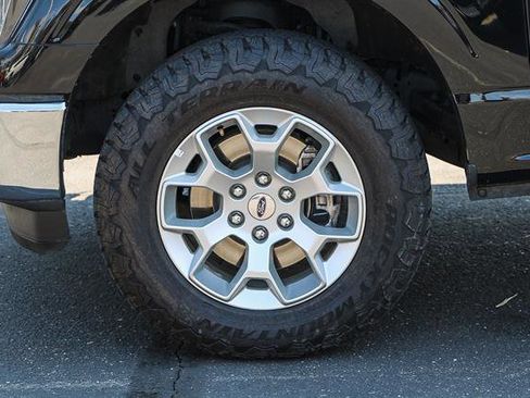 Used 2023 Ford F150 XLT image 9