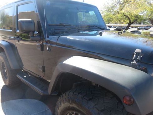 Used 2012 Jeep Wrangler Sport image 9