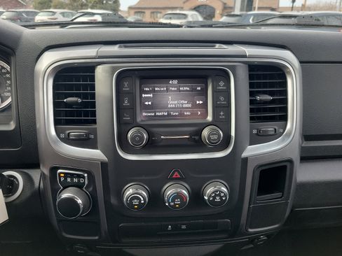 Used 2024 RAM 1500 Classic SLT image 17