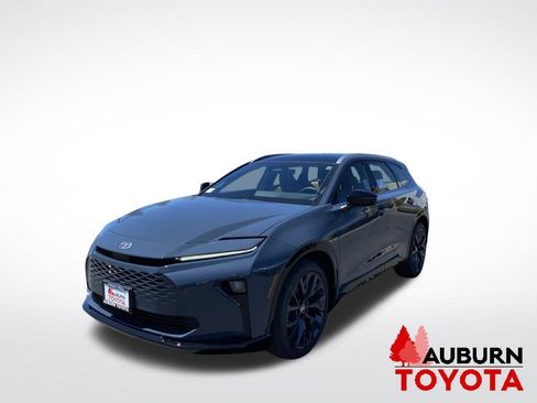 New 2026 Toyota Crown Signia AWD/4WD image 3